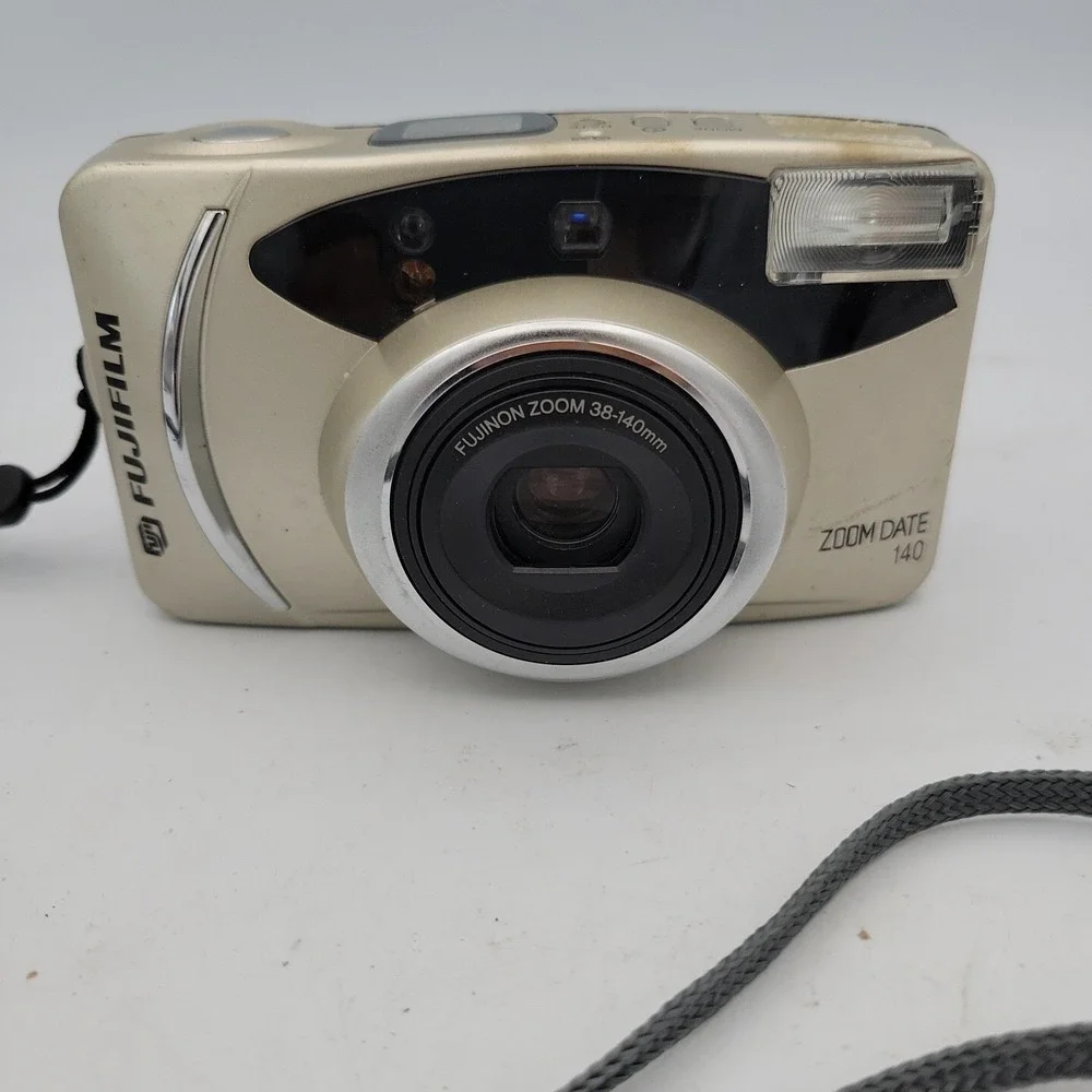 FUJIFILM Zoom Date 140 38-140mm Fujinon Lens 35mm Film Camera Gold